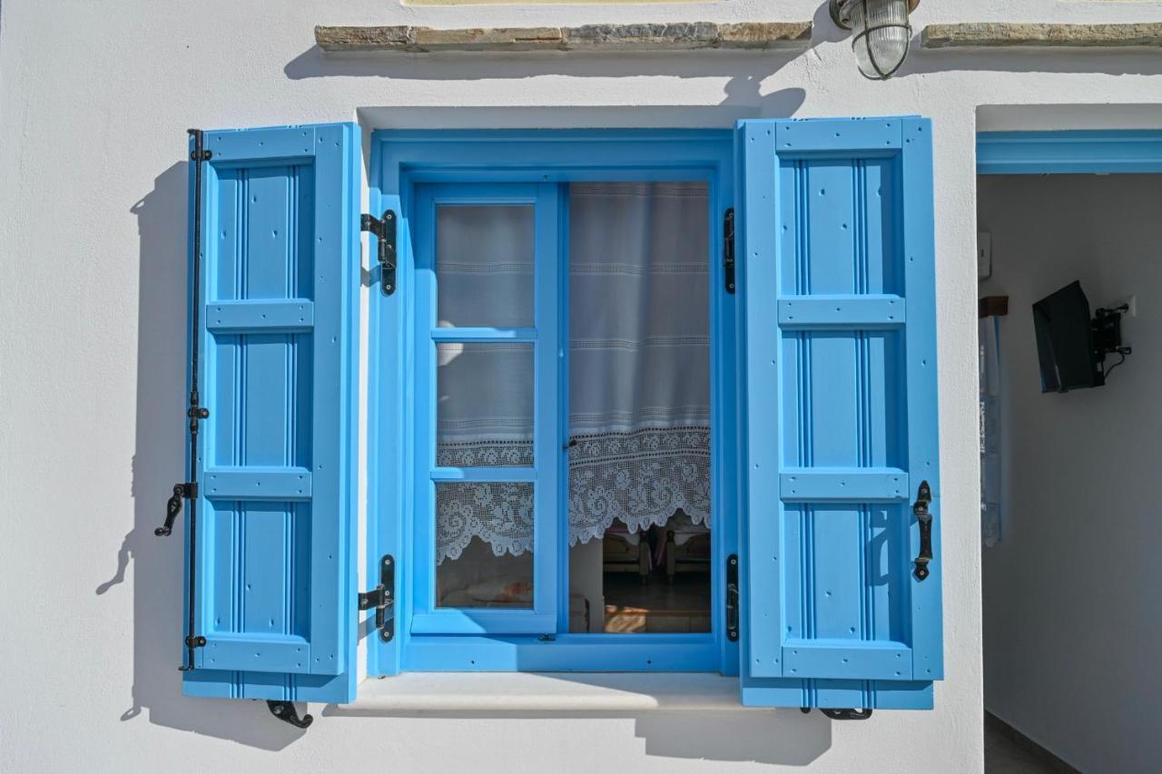 Blue Bliss Apartment Ambrami Екстериор снимка