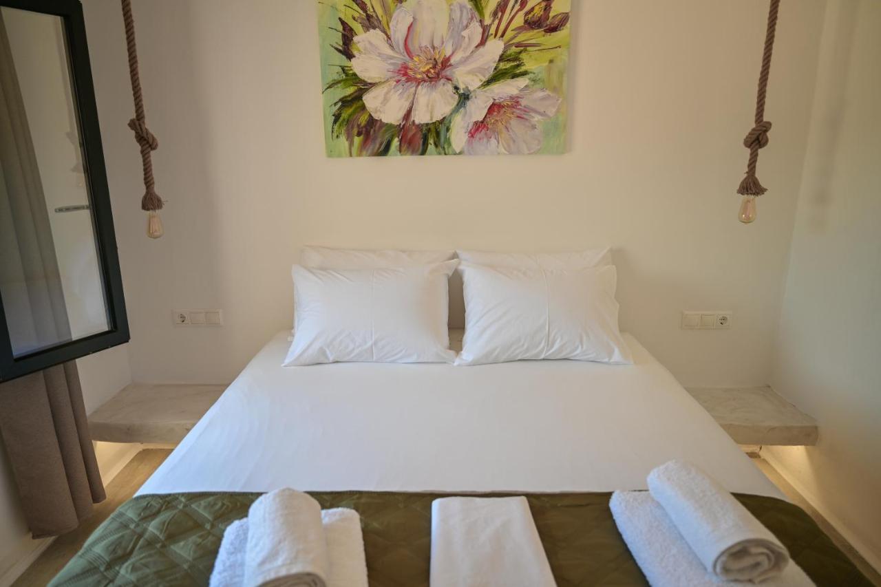 Blue Bliss Apartment Ambrami Екстериор снимка