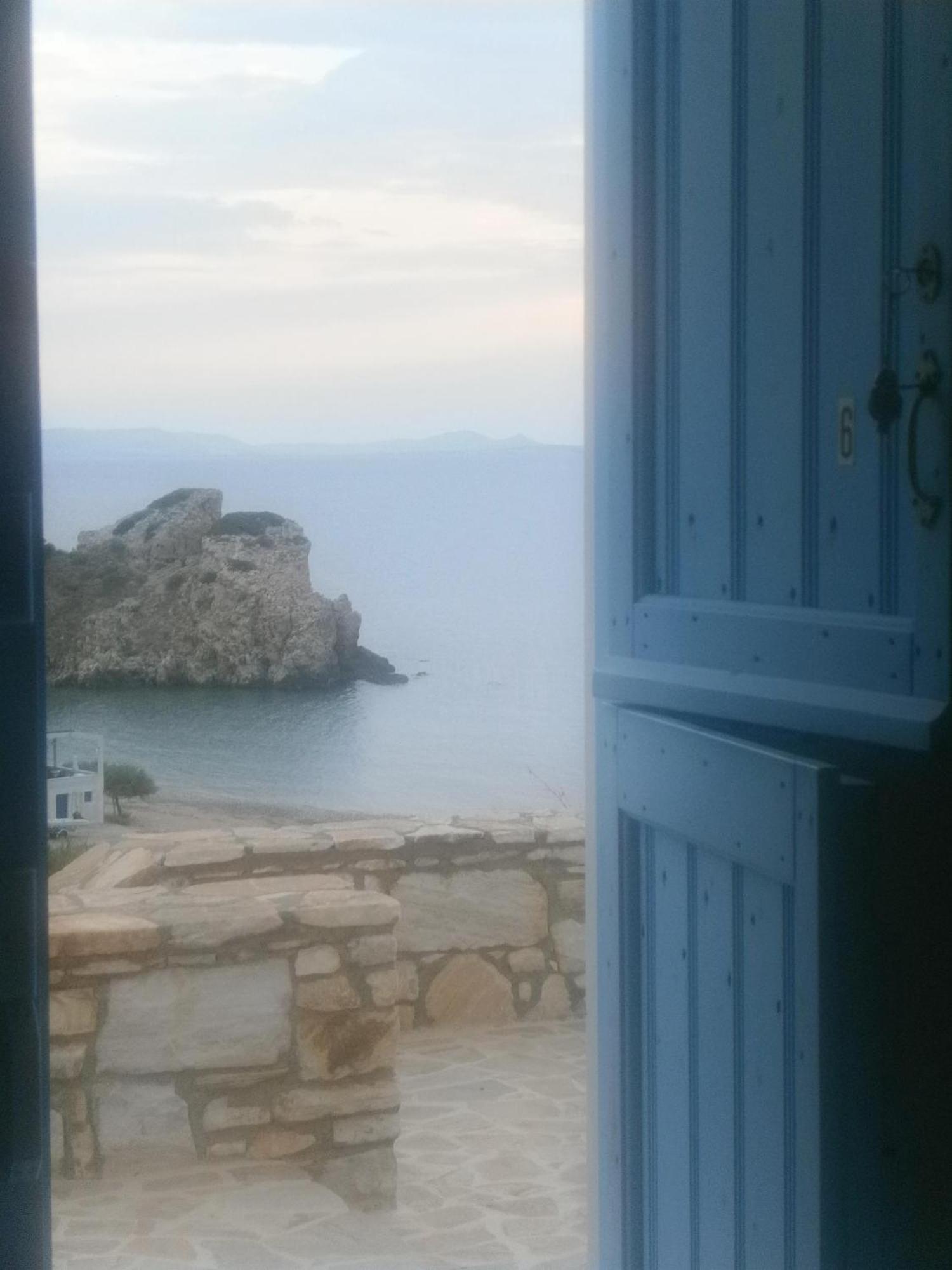 Blue Bliss Apartment Ambrami Екстериор снимка
